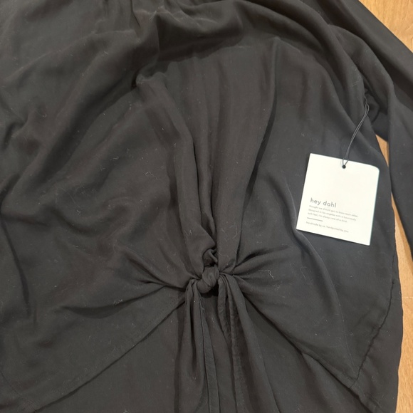 Bella Dahl top - Picture 2 of 3